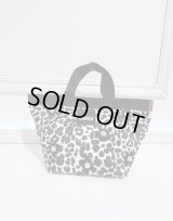 レオパードトート　flour