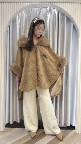 ファーポンチョ