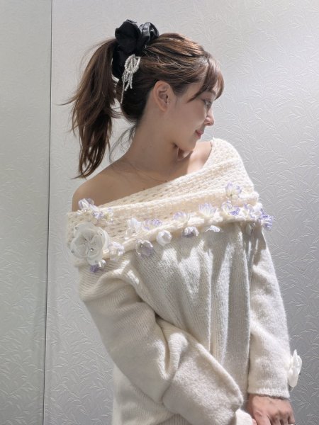 画像1: 咲いたのはシンディーズオフショルニット (1)