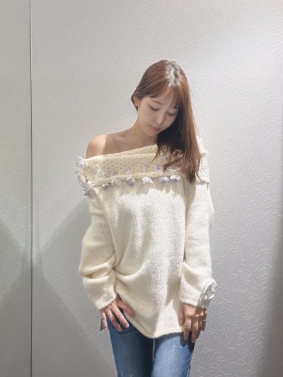 画像1: 咲いたのはシンディーズオフショルニット